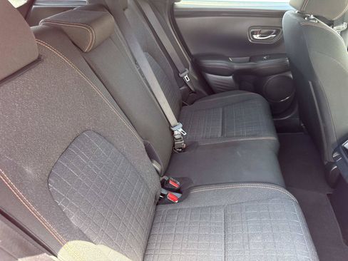 Certified 2025 Honda HR-V Sport image 18