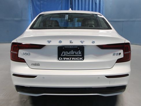 Used 2024 Volvo S60 B5 Plus AWD/4WD image 27