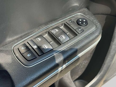 Used 2021 Dodge Charger SXT w/ Leather Interior Group RWD image 14