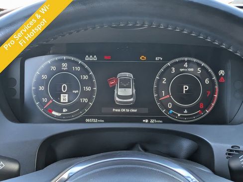 Used 2019 Jaguar F-PACE R-Sport image 22