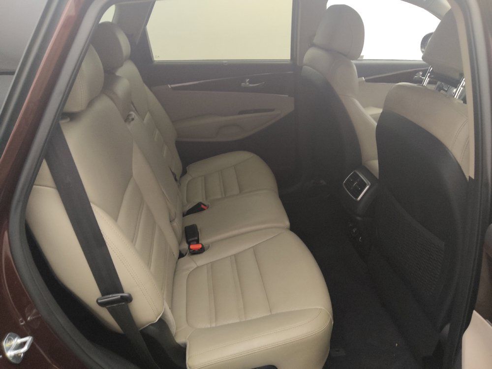 Used 2017 Kia Sorento EX w/ EX Advanced Touring Package FWD image 19