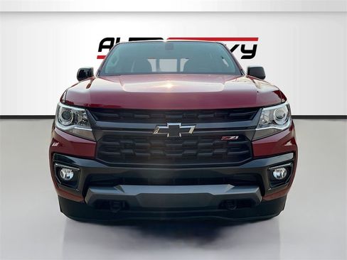 Used 2021 Chevrolet Colorado Z71 image 2