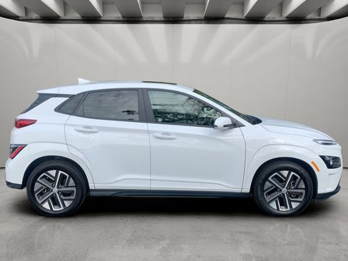 Certified 2023 Hyundai Kona SEL w/ Cargo Package FWD image 6