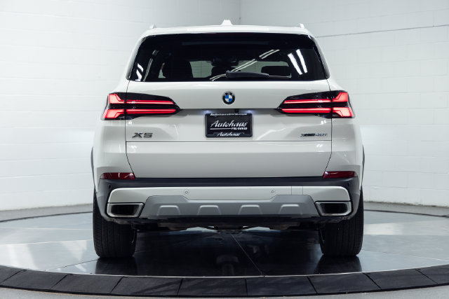 Used 2026 BMW X5 xDrive40i AWD/4WD image 7