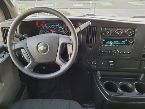 Used 2022 Chevrolet Express 2500 w/ Driver Convenience Package image 7
