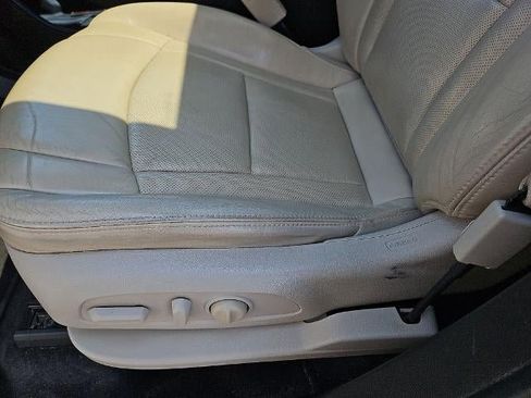 Used 2018 Buick Enclave Premium FWD image 23