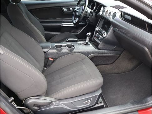 Used 2018 Ford Mustang Coupe w/ Ecoboost Performance Package image 28