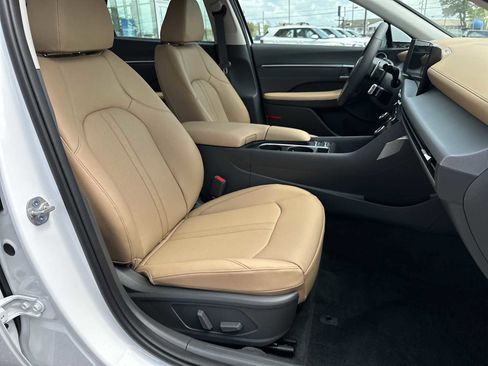 New 2026 Hyundai Sonata Limited image 25