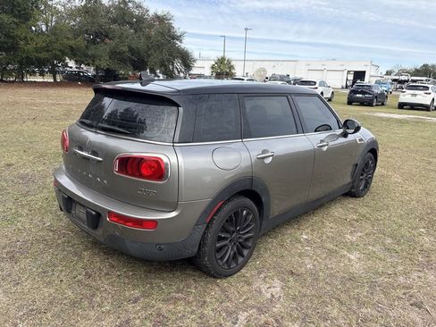 Used 2017 MINI Cooper Clubman image 4