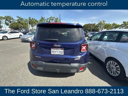 Used 2021 Jeep Renegade Latitude w/ Convenience Group AWD/4WD image 17
