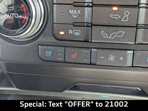 Used 2017 Ford F150 Lariat w/ Equipment Group 502A Luxury AWD/4WD image 24