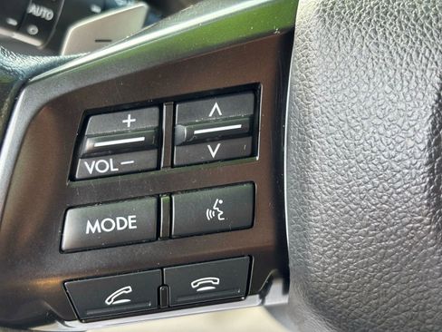 Used 2013 Subaru Crosstrek 2.0i Limited image 19