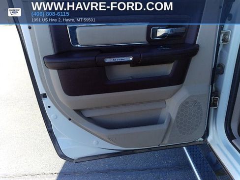 Used 2018 RAM 3500 Laramie w/ Convenience Group AWD/4WD image 18