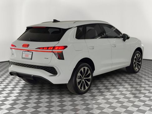 New 2026 Audi Q3 quattro 2.0T image 9