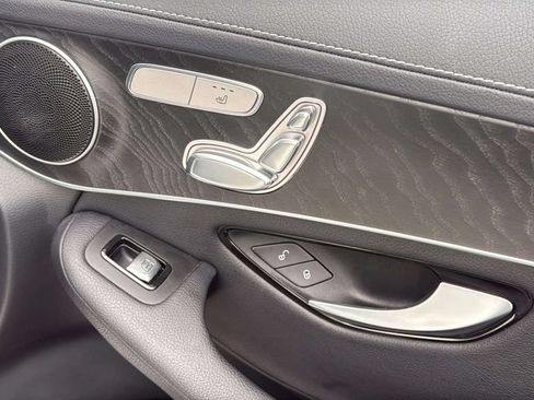 Used 2016 Mercedes-Benz GLC 300 4MATIC image 10
