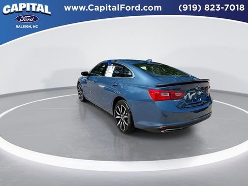 Used 2025 Chevrolet Malibu RS FWD image 6