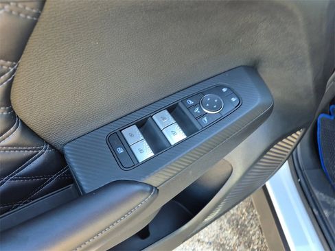 Used 2024 Mitsubishi Outlander 4WD Plug-In Hybrid image 59