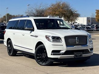 Used 2021 Lincoln Navigator L Black Label w/ Cargo Convenience Package video 2