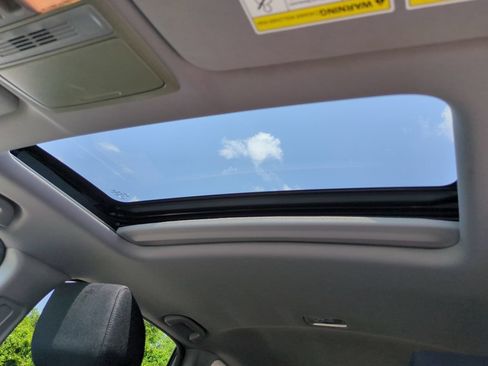 Used 2018 Honda CR-V EX image 19