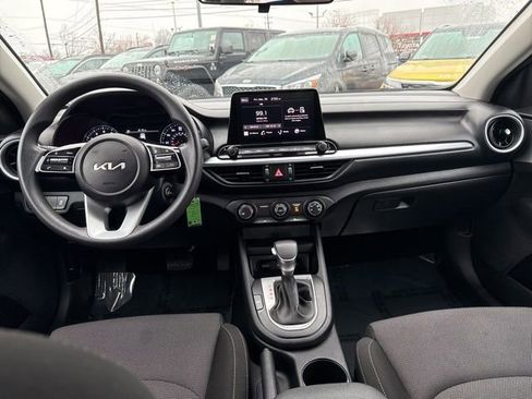 Used 2023 Kia Forte LXS image 37