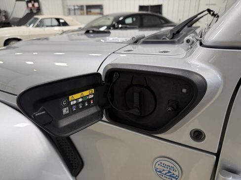 Used 2023 Jeep Wrangler Unlimited Sahara w/ Cold Weather Group image 47