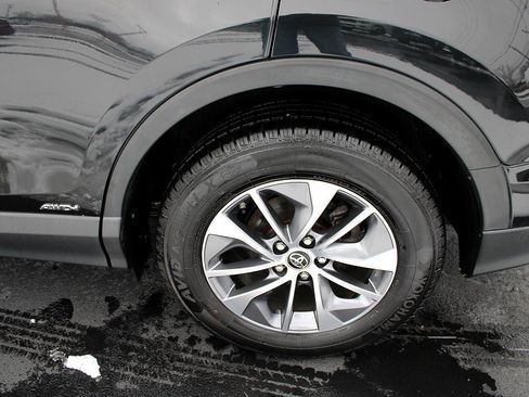 Used 2017 Toyota RAV4 LE Plus image 8