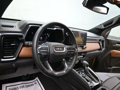 Used 2023 GMC Canyon AT4 w/ AT4 Premium Package AWD/4WD image 13