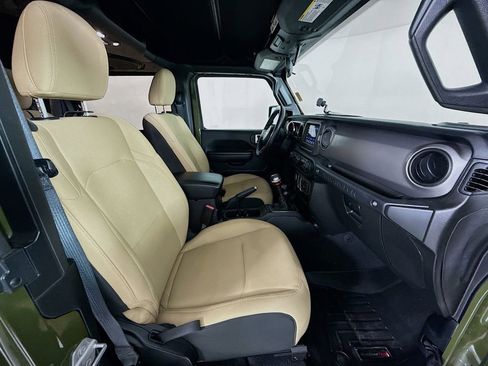 Used 2021 Jeep Wrangler Sport image 25