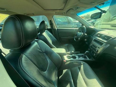 Used 2010 Ford Fusion SEL FWD image 9