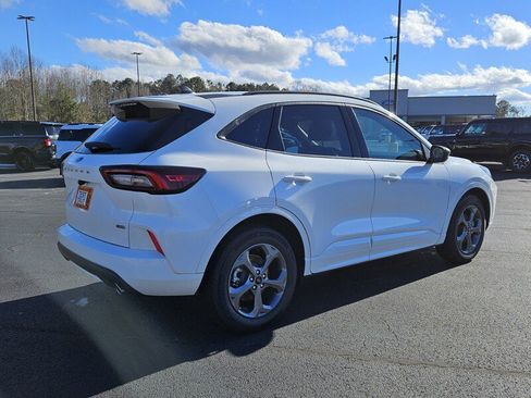 Used 2024 Ford Escape ST-Line w/ Equipment Group 301A image 33
