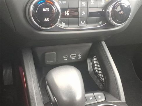 Used 2023 Chevrolet TrailBlazer RS w/ Convenience Package image 38