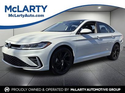 Used 2025 Volkswagen Jetta SE