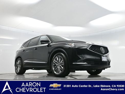 Used 2023 Acura MDX SH-AWD w/ Advance Package image 2