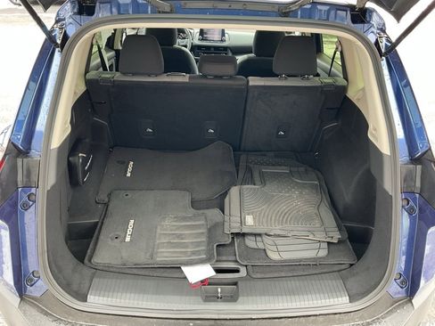 Used 2023 Nissan Rogue SV image 21