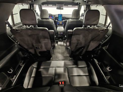 Used 2023 Ford Explorer ST w/ Equipment Group 401A AWD/4WD image 37