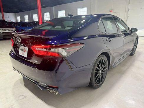 Used 2022 Toyota Camry XSE image 7