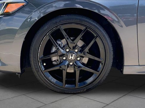 Used 2024 Honda Civic Sport image 11