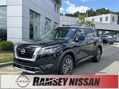 Certified 2025 Nissan Pathfinder SL w/ SL Premium Package