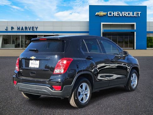 Used 2020 Chevrolet Trax LS w/ Tint and Cruise Package image 4