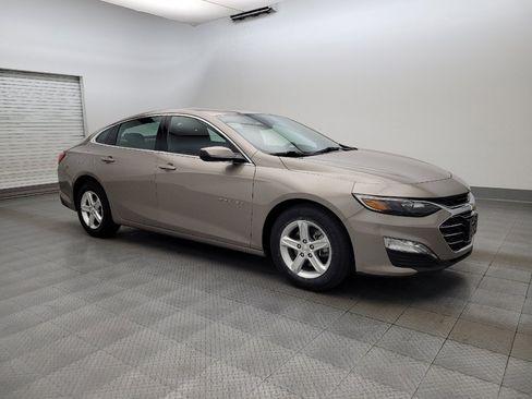 Used 2023 Chevrolet Malibu LT FWD image 11