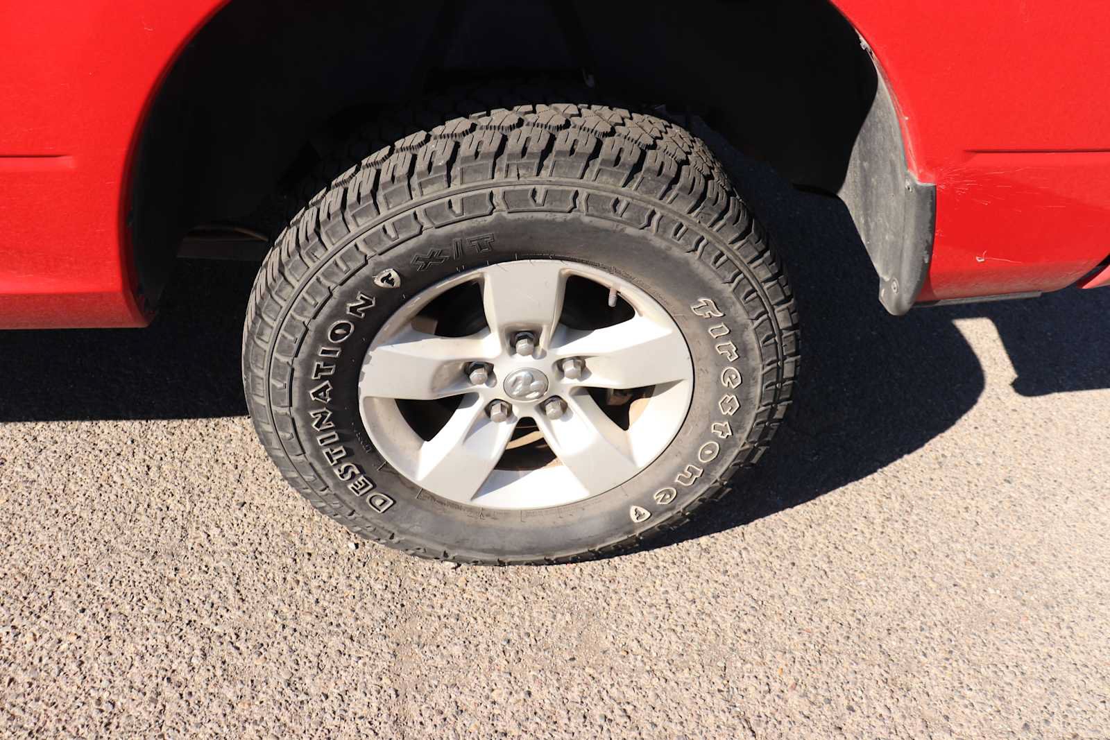 Used 2017 RAM 1500 Express AWD/4WD image 9