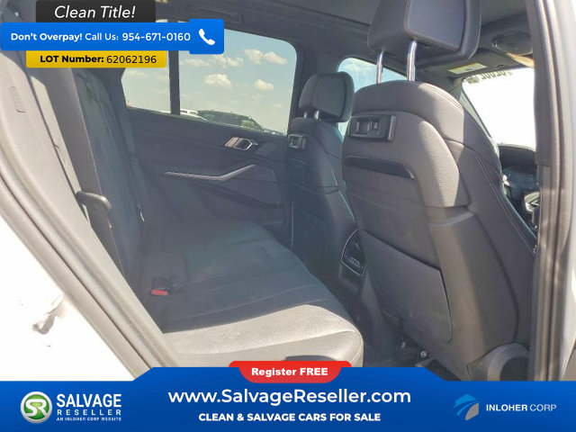 Used 2019 BMW X5 xDrive50i w/ Luxury Seating Package AWD/4WD image 15