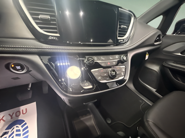 New 2027 Chrysler Pacifica Select FWD image 15