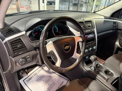 Used 2012 Chevrolet Traverse LT FWD image 28