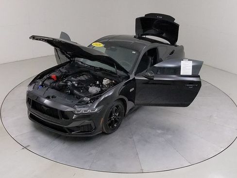 Certified 2025 Ford Mustang GT RWD image 39