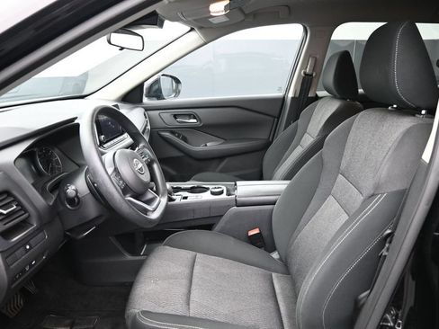 Used 2024 Nissan Rogue SV AWD/4WD image 16