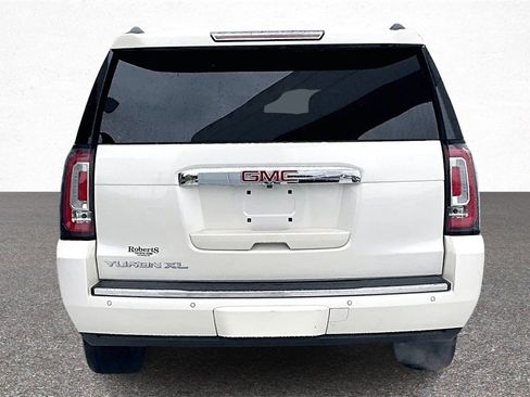 Used 2015 GMC Yukon XL Denali w/ Touring Package image 6