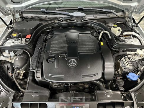 Used 2014 Mercedes-Benz E 350 4MATIC Coupe image 45