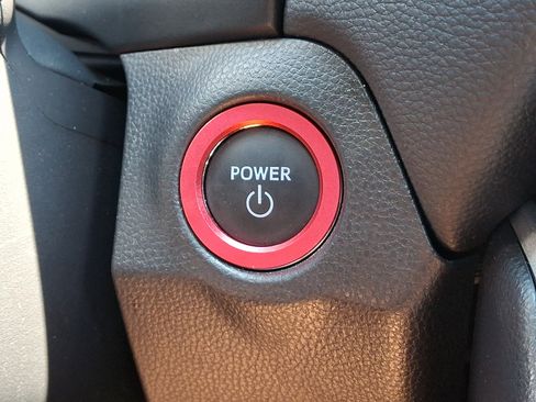 Used 2025 Toyota RAV4 XLE w/ Convenience Package AWD/4WD image 23