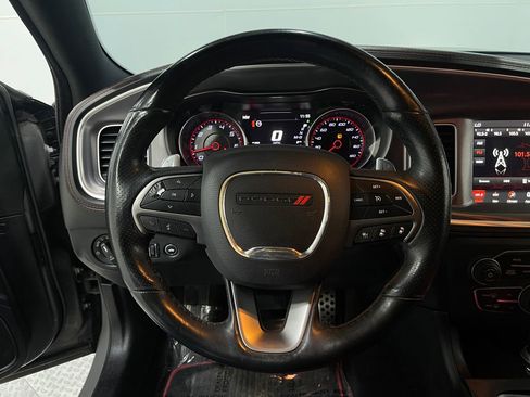 Used 2019 Dodge Charger Scat Pack w/ Technology Group image 22